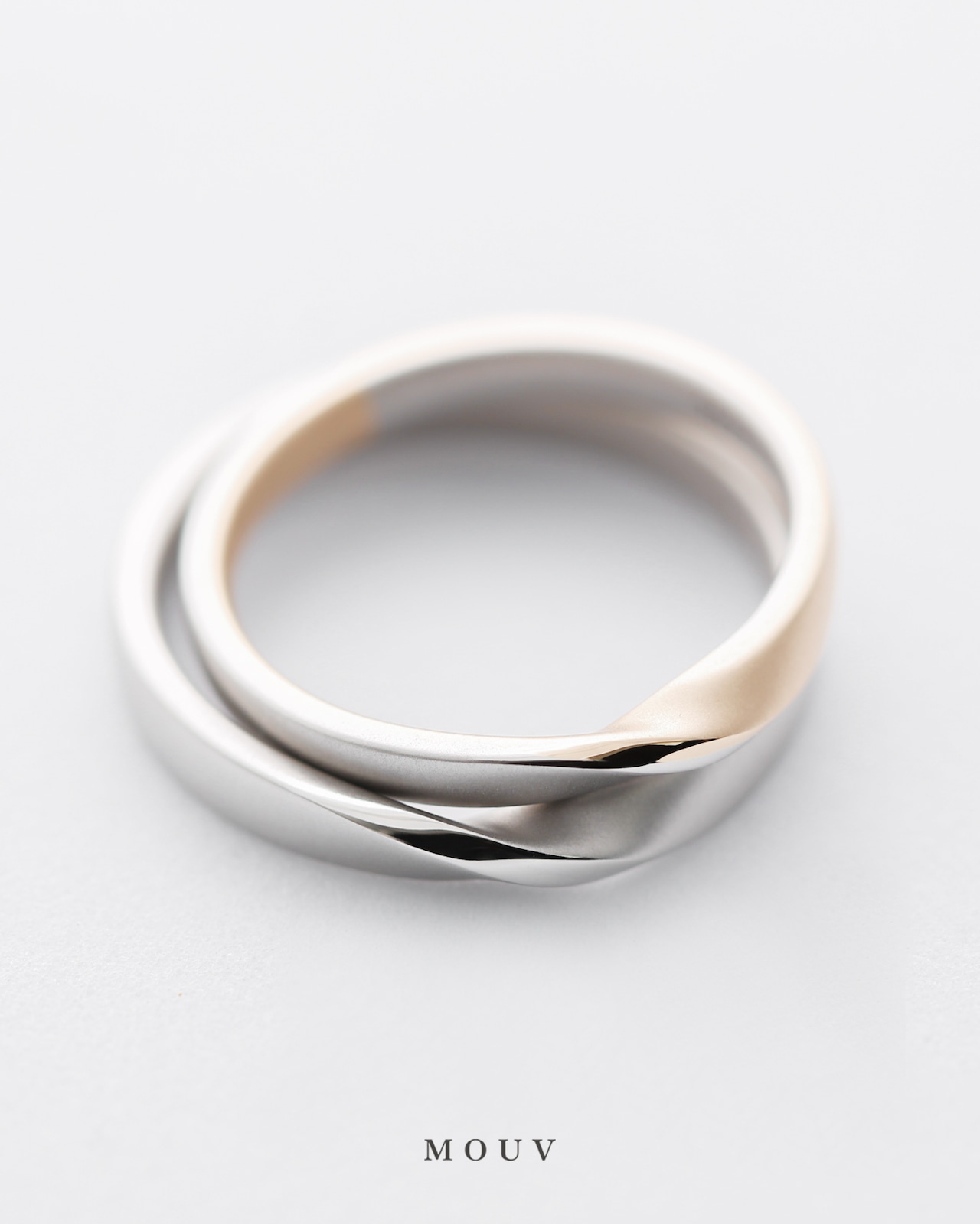 事例|メビウス+バイカラーメビウス