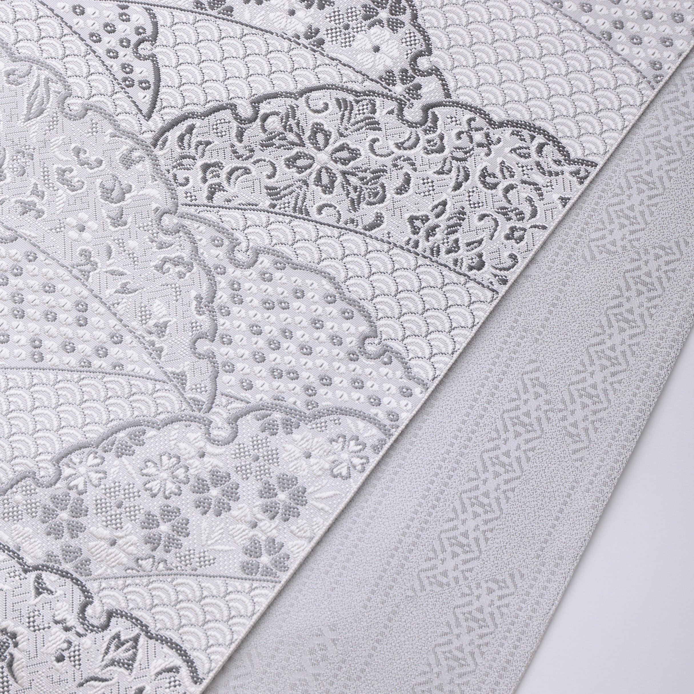 袋帯 雪輪：白×鼡 | OKANO博多きもの制作所