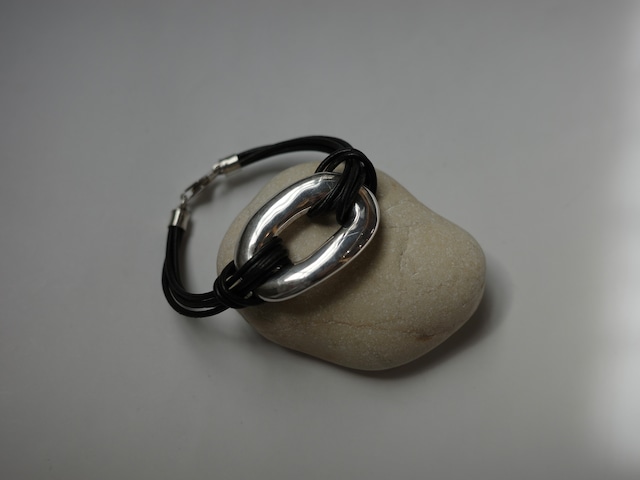 <vintage silver925>oval ring leather bracelet