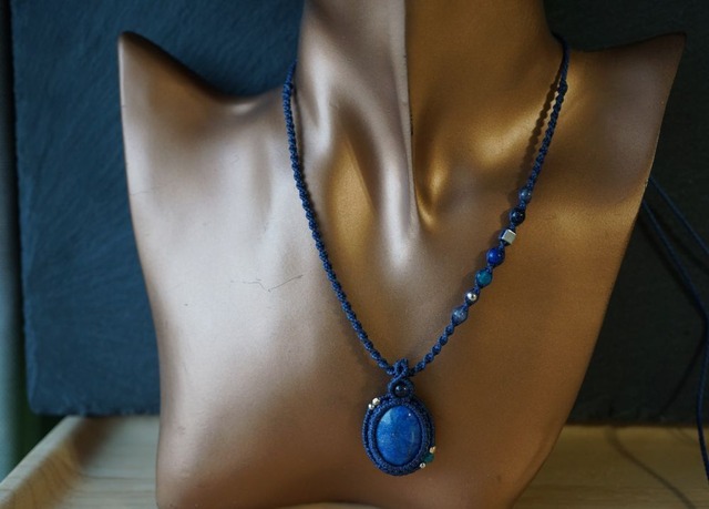 ラピスラズリのマクラメネックレス -   天体観測  -