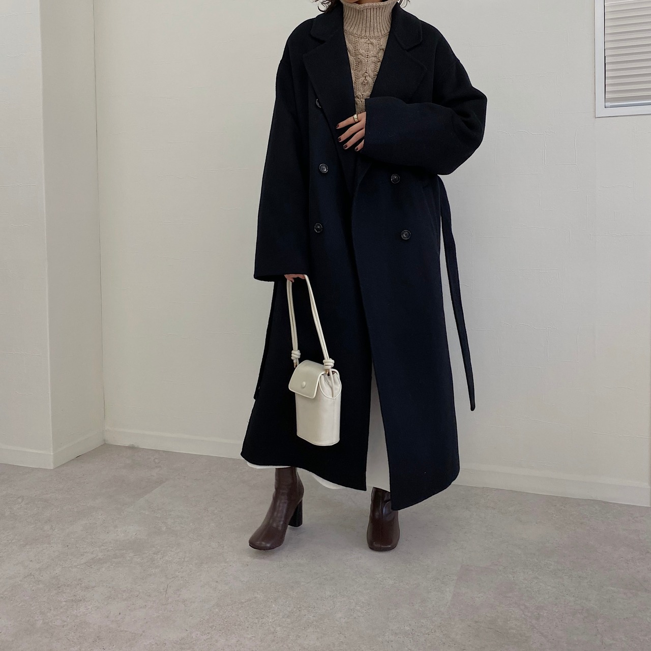 back tuck handmade long coat