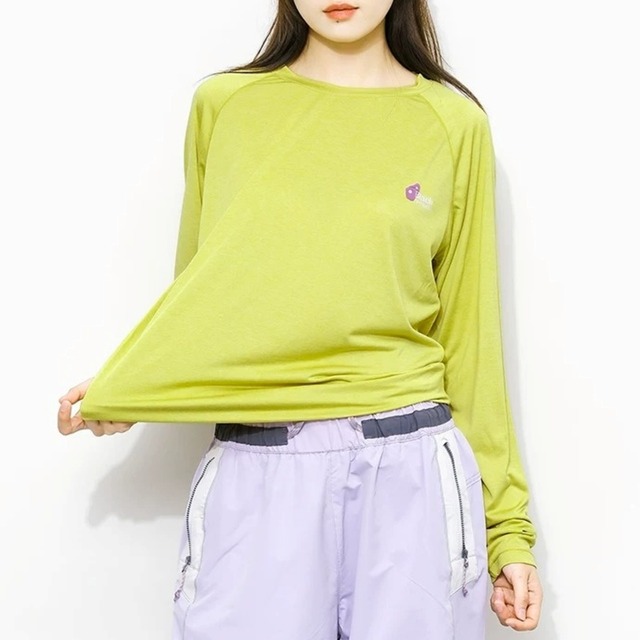 バックグラフィックラグランロングスリーブTシャツ C01335