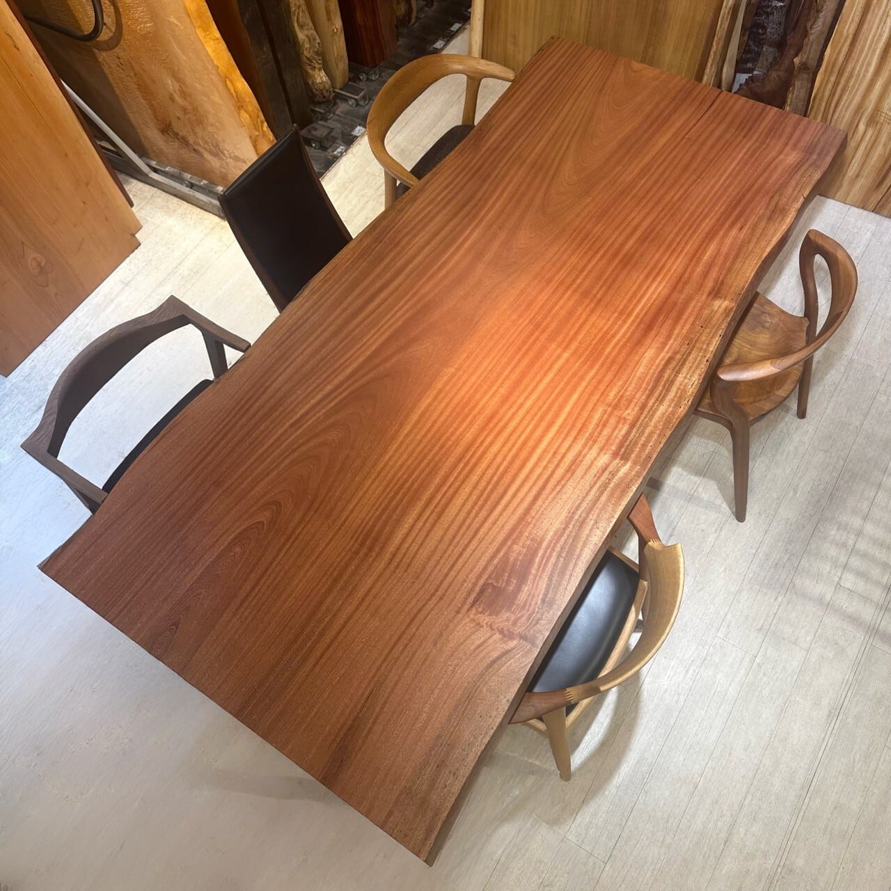 千年家具 - 一枚板 テーブル専門店