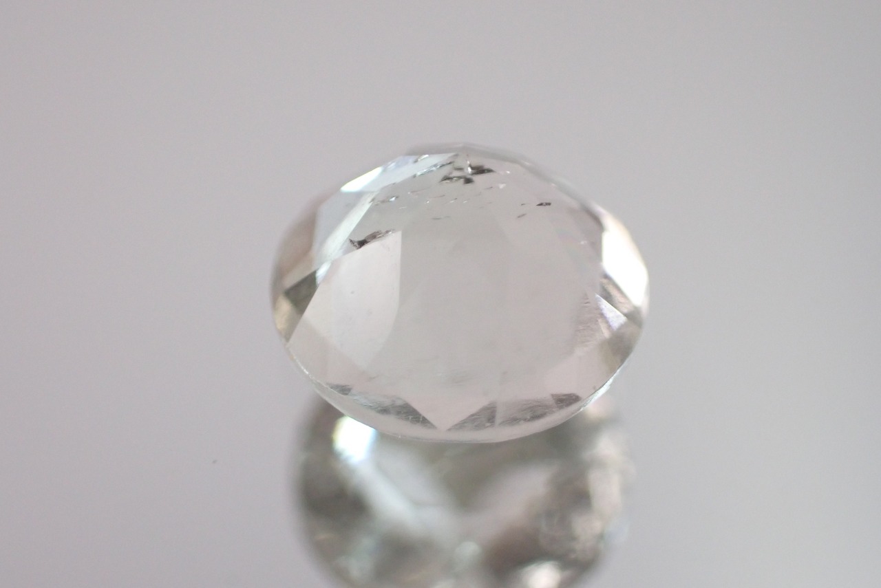 リビアングラス　0.60ct　[C1‐39]