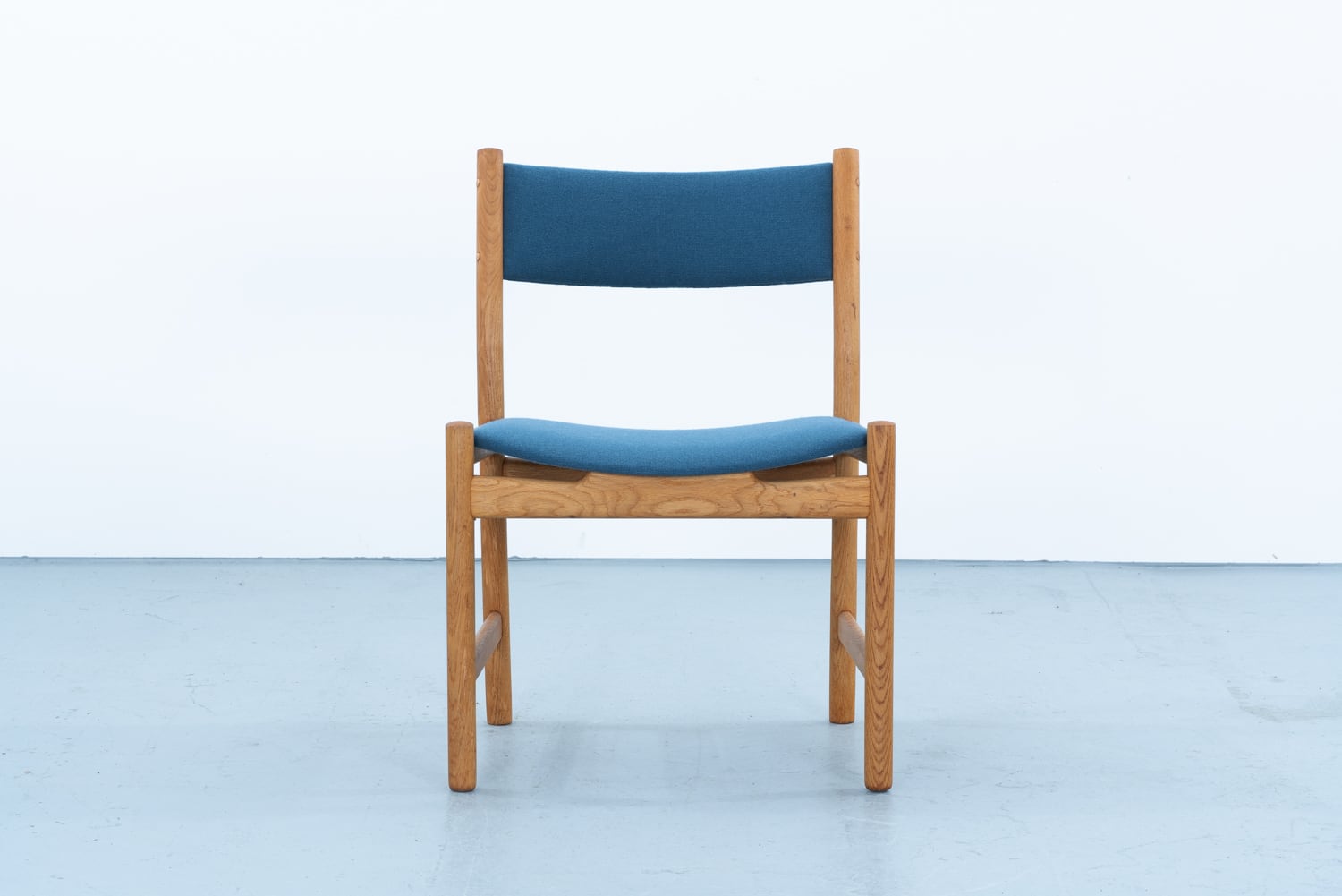 Hans J Wegner | ハンス J ウェグナー | kaikki gallery | 北欧