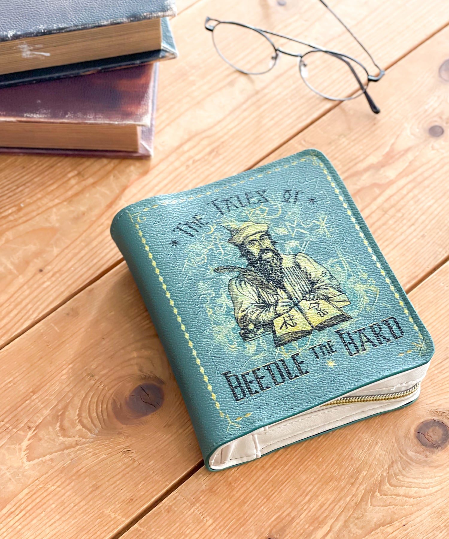 F258157-63_Harry Potter×Flapper 吟遊詩人ビードルの物語BOOK型ポーチ