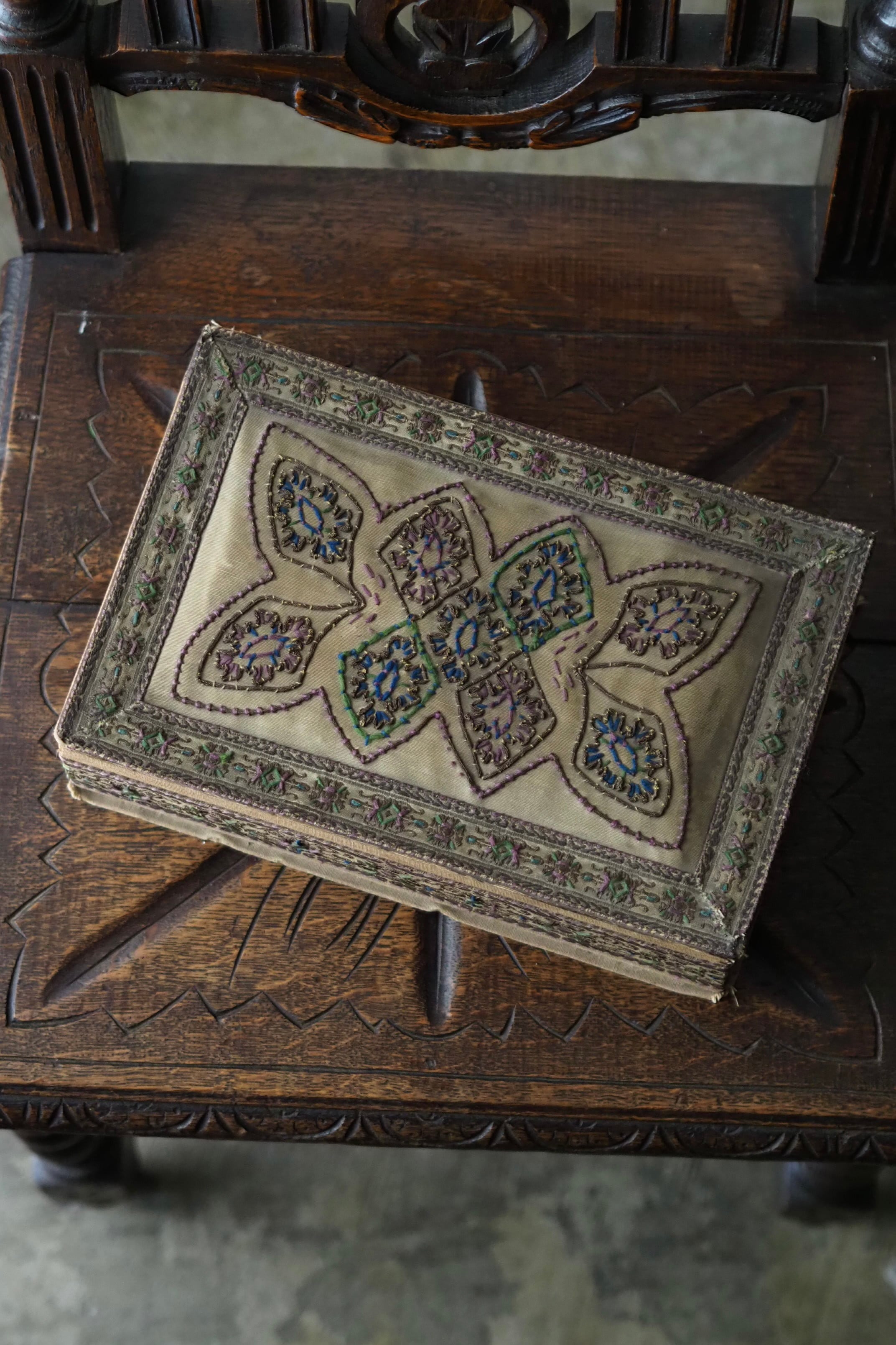 カルトナージュの刺繍ボックス-antique cloth box | アンティーク