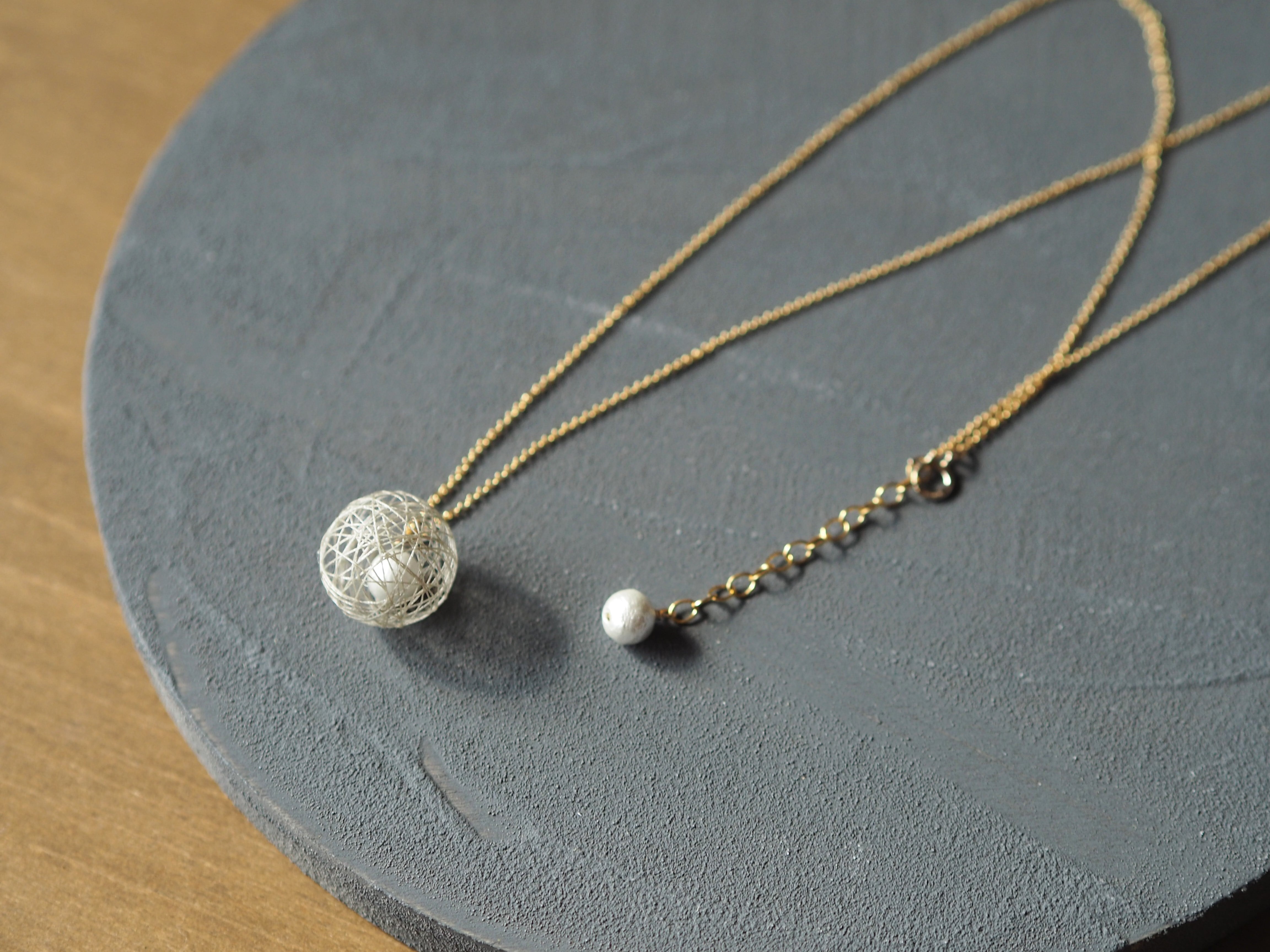 ひらり・まゆだまネックレス スモーク 45cm | ひらり the airy jewelry