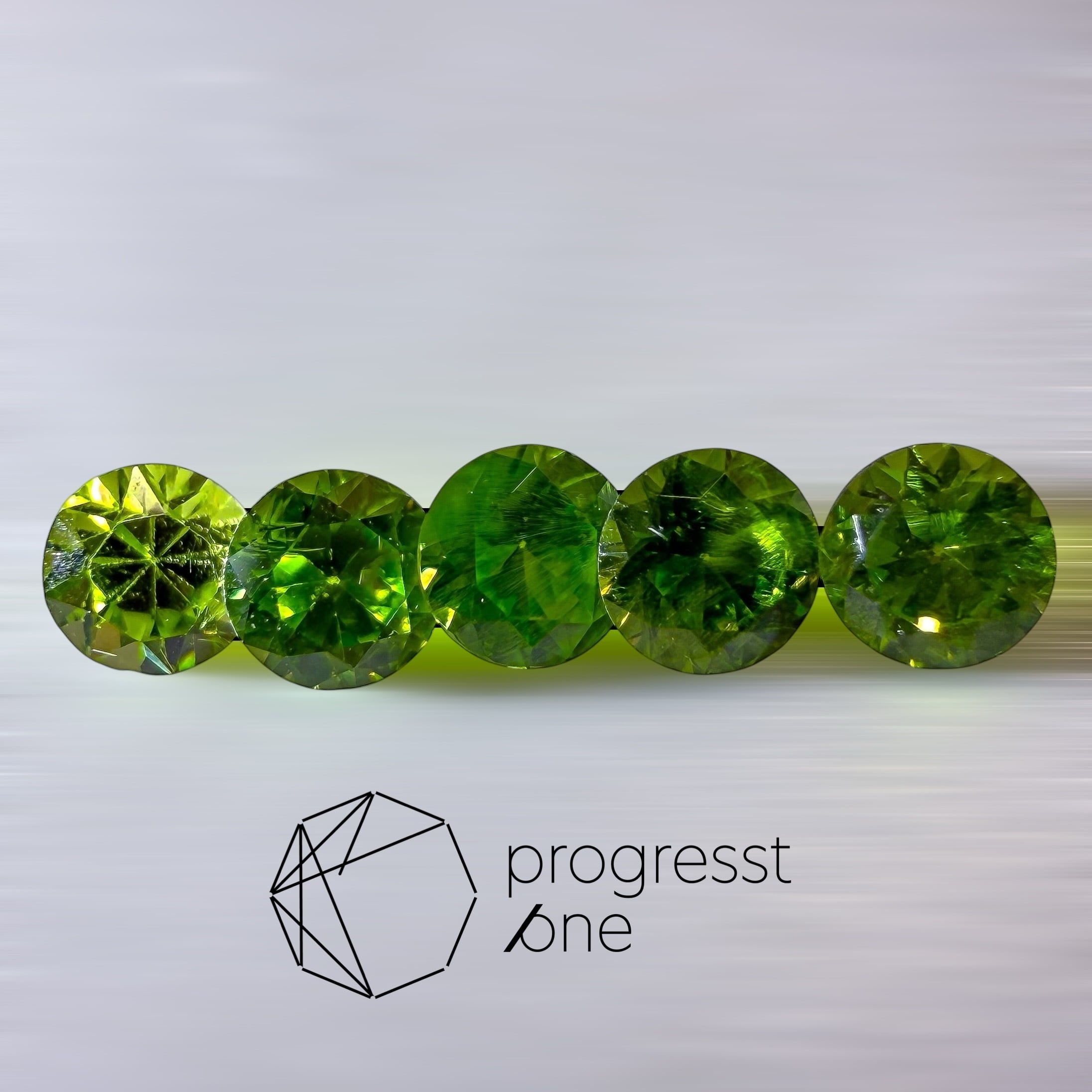 デマントイドガーネット0.07-0.09ct | progresstone
