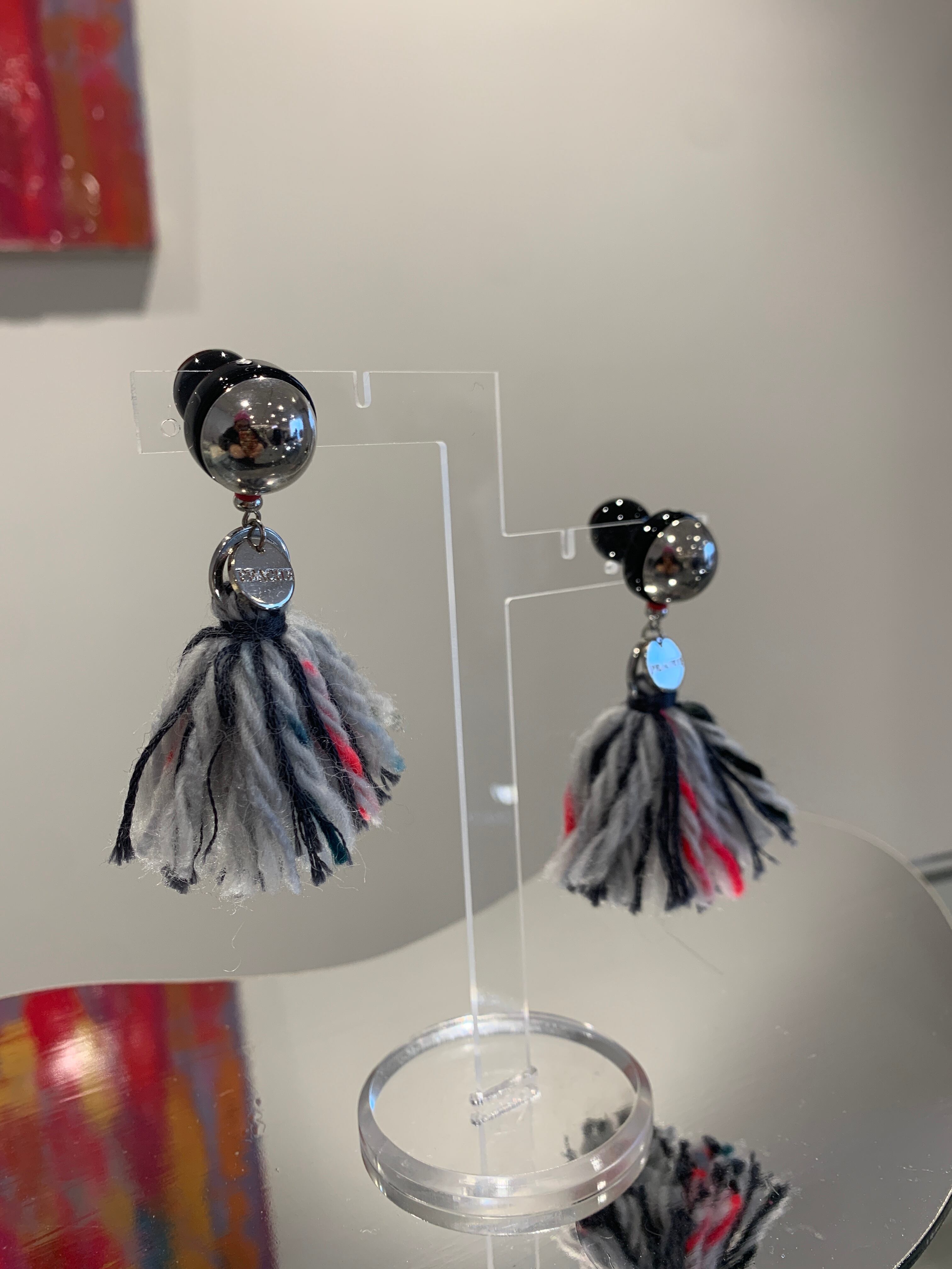 mulch color yarn tassel