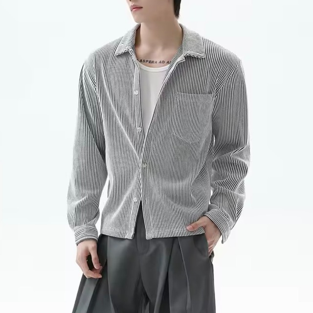 single breasted stripe shirt