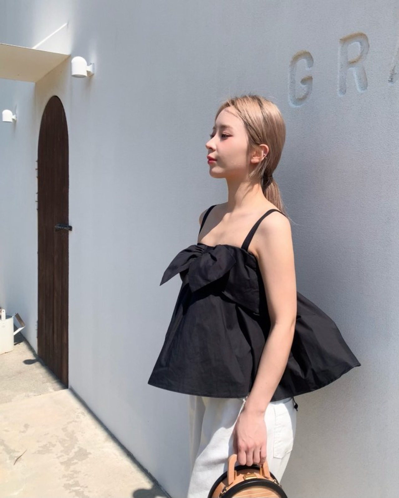 [SAINTDOLL] Ribbon Top Blouse +fee / [세인트돌] 리본탑블라우스