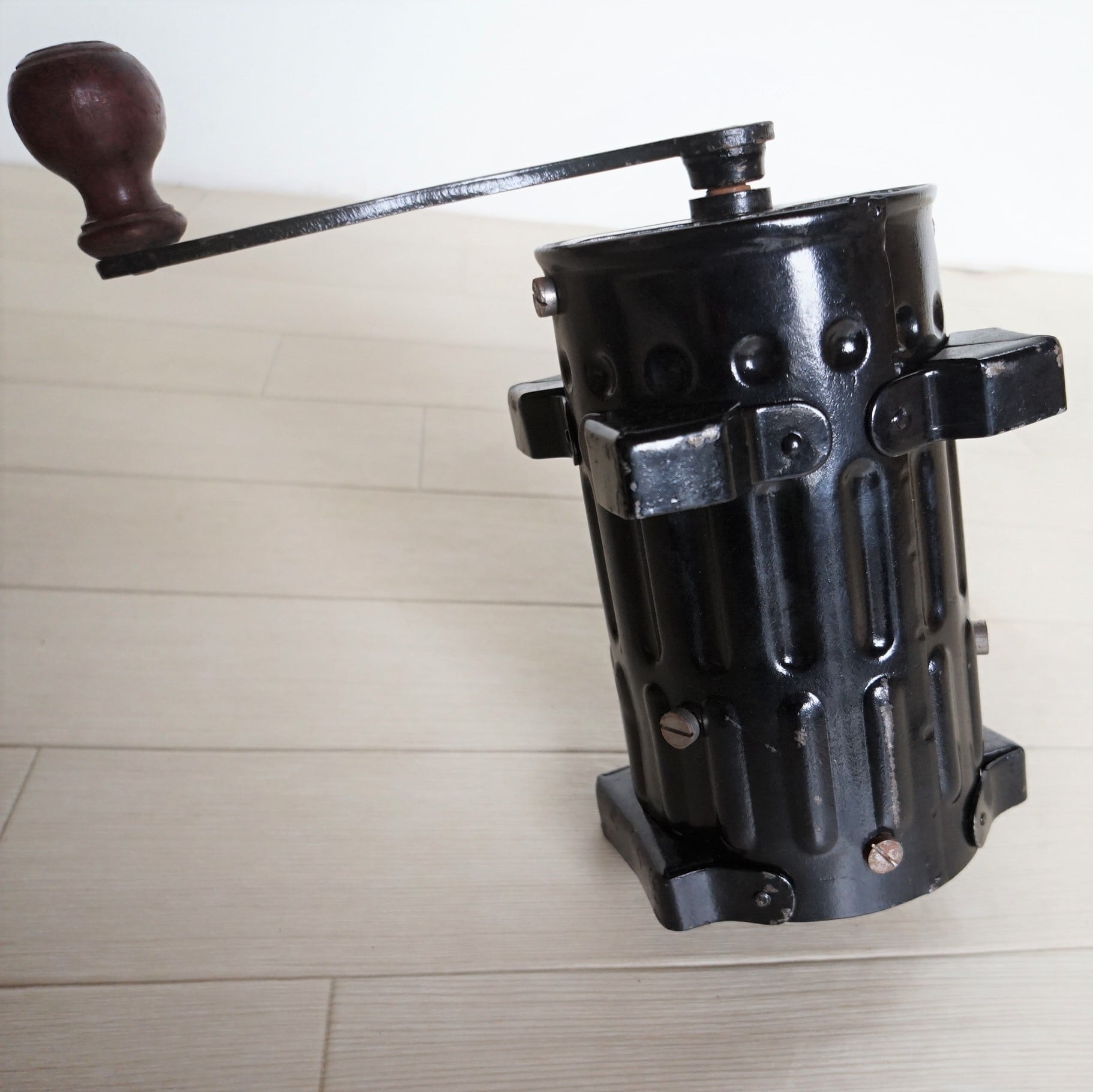 コレクション 45】イタリア・TRE SPADE社 イタリア軍のコーヒーミル