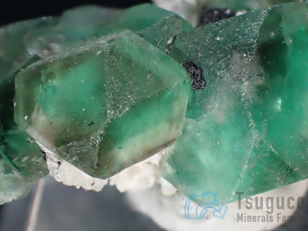 エイリアンアイフローライト ナミビア フローライト 蛍石 鉱物 鉱石