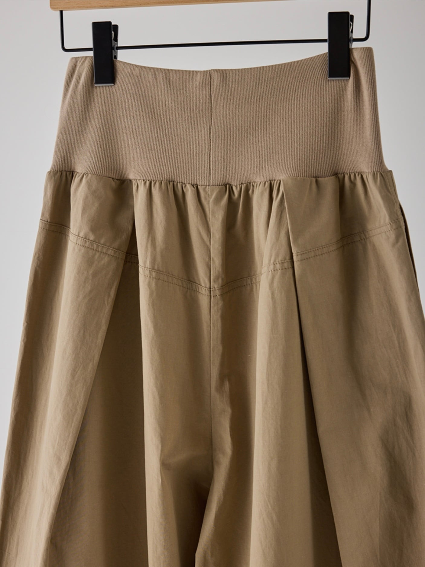 送料無料】YENN(イエン) WAIST RIB CURVE PT ブラッベージュ 手洗い