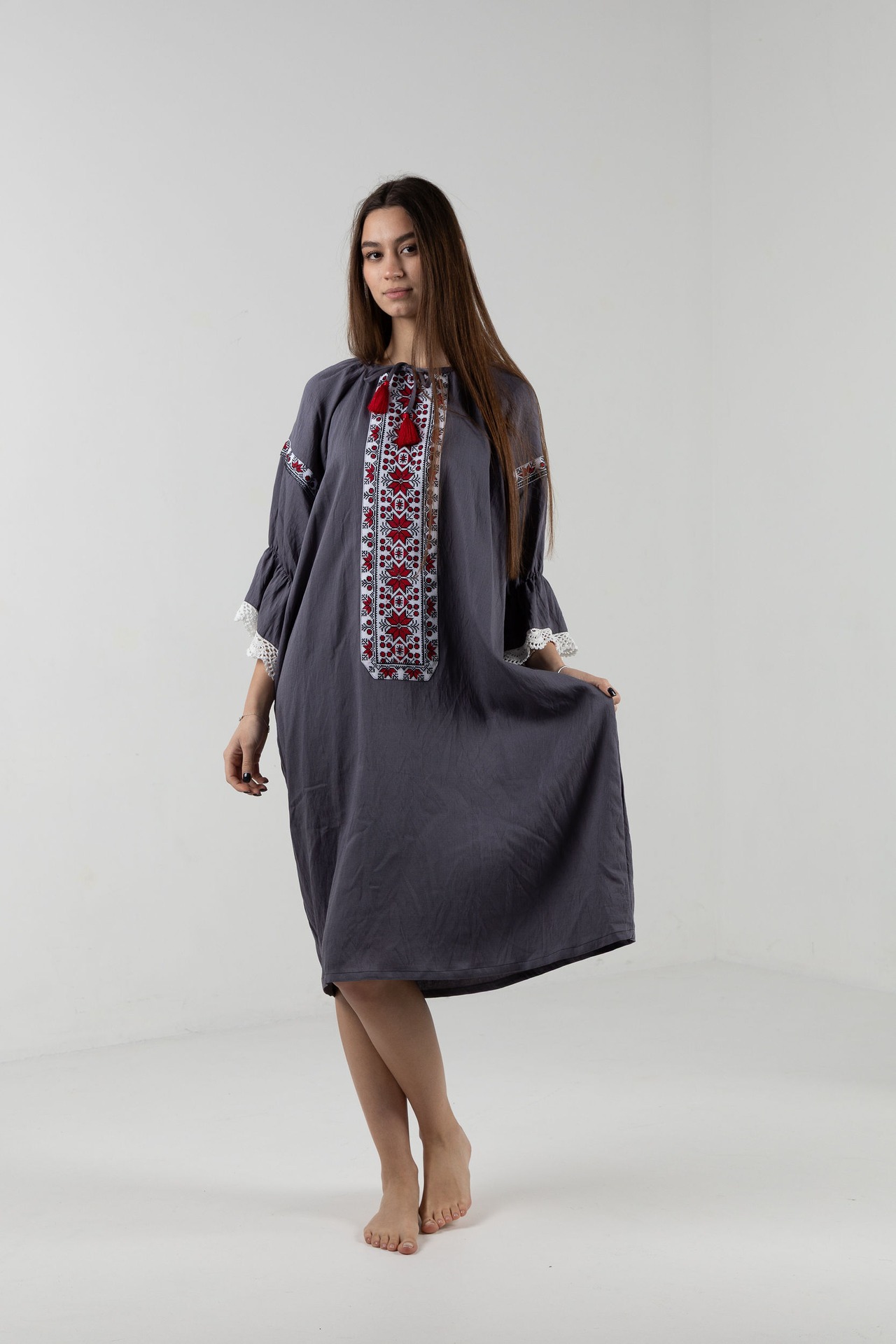 ウクライナ刺繍ヴィシヴァンカ　手刺繍　レディース・フリーサイズ - 1