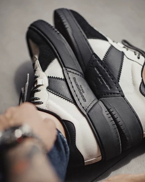 Retro Thick Bottom Casual Sneakers K0207