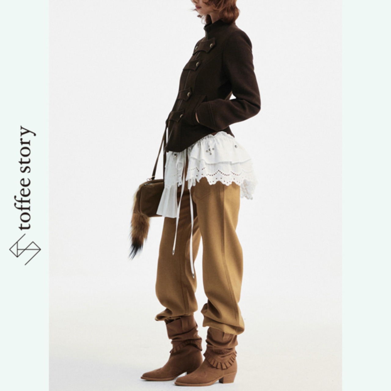 白影がたゆたう多層オーバースカートの余韻譜《B0070》