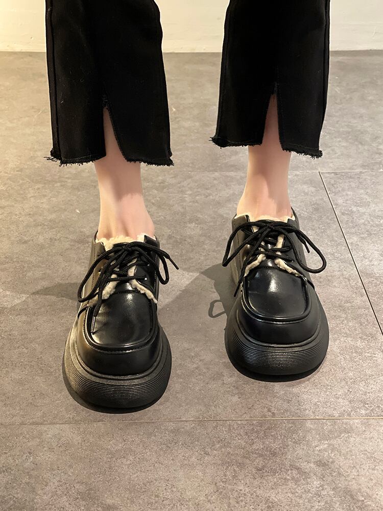 クロスストラップ ベルベット 靴 シューズ ローファー ウィンター 冬物 部族の婦人靴8484857859