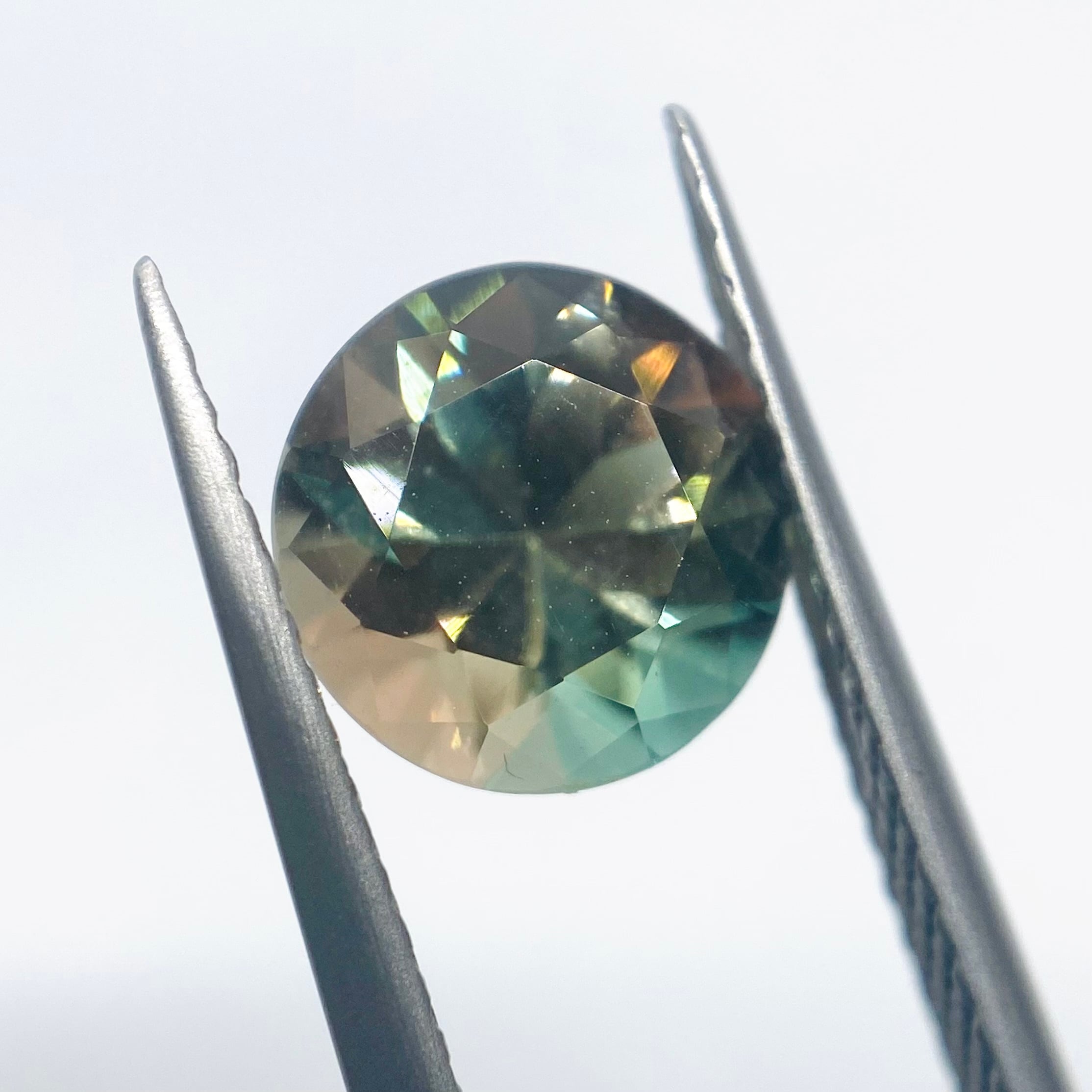 レアなグリーンが美しいオレゴンサンストーン2