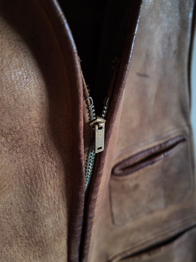1930s ZIP UP LEATHER VEST