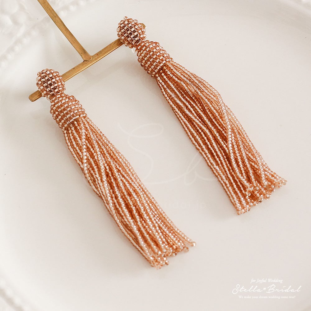 ヴィンテージタッセルピアスorイヤリング グラム・アンビエント