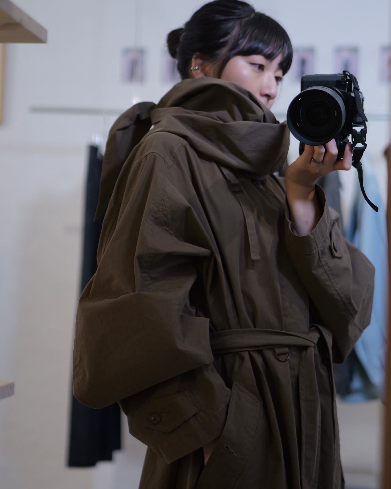 予約販売 | i’m here : - HAOLI TRENCH COAT ：Khaki｜フード型ストール／2WAYトレンチ／和洋折衷の羽織