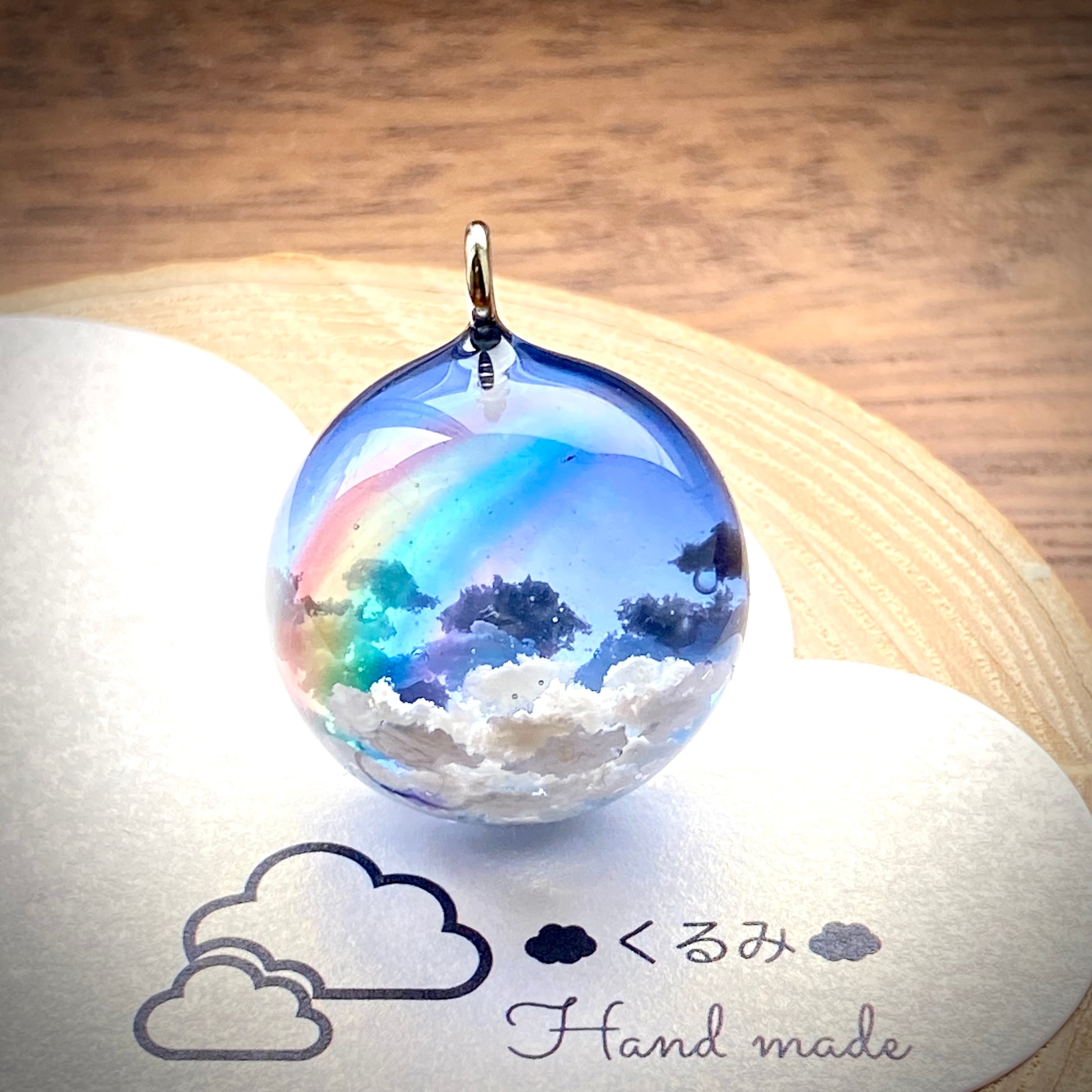 半球の雲レジン 青空にかかる虹 B | くるみ☆Hand made☆
