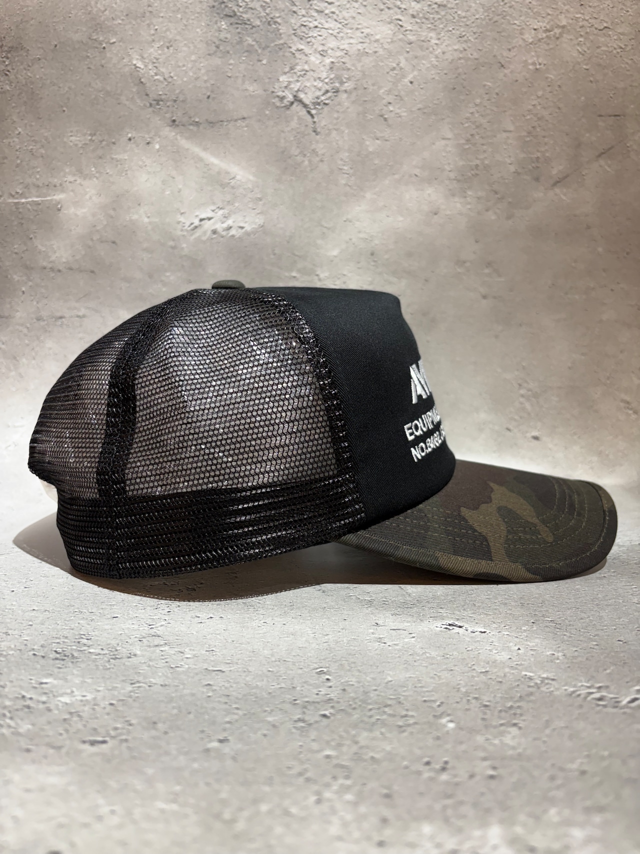 AVIREX / アヴィレックス NUMBERING MESH CAP メッシュキャップ ブラック×カモ ビックサイズ