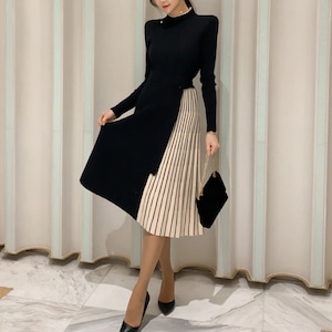 エレガントシックプリーツニットドレス エレガントシックプリーツニットドレス