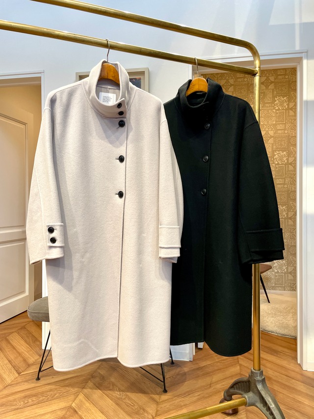 季節が何度巡っても着たくなるバイヤー厳選コート