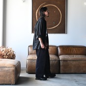LEH(レー)コーデュロイラップワイドスラックスコーディネート
