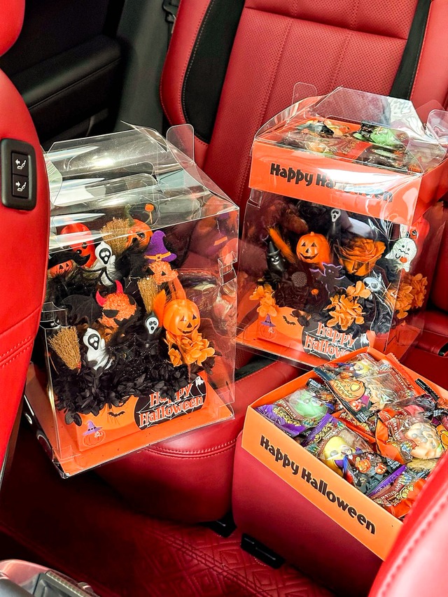 ハロウィンテーマの花束コレクション｜あなたはハロウィンで一番甘いキャンディー