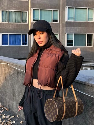 BLITT SHORT LENGTH ECO DOWN VEST BROWN