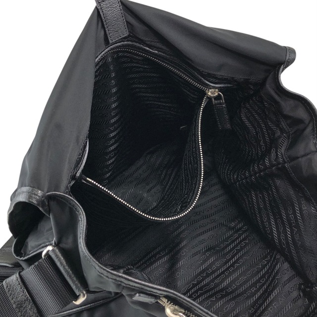 PRADA プラダ ショルダーバッグ ブラック トライアングルロゴ フロントバックル ナイロン レザー サフィアーノ メッセンジャーバッグ vintage ヴィンテージ オールド 2arab2