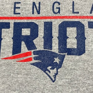 【GILDAN】NFL ニューイングランド・ペイトリオッツ New England Patriots アメフト プリント ロゴ スウェット パーカー フーディー hoodie プルオーバー XL ビッグシルエット 切替 us古着