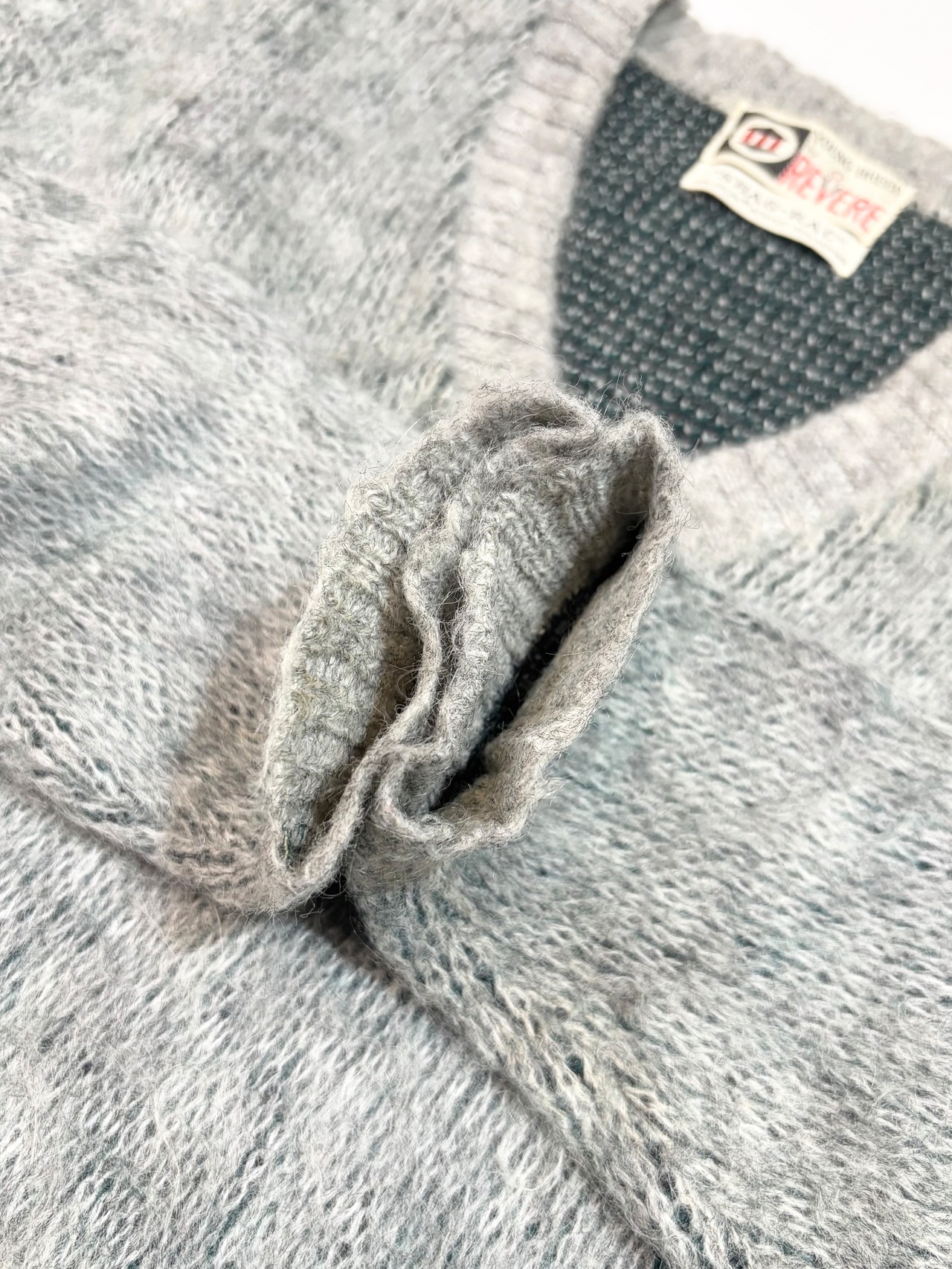 60s REVERE "MOHAIR" V-NECK SWEATER Size M