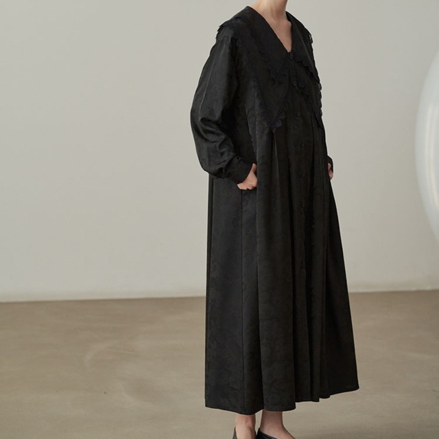 big collar lace dress L0059