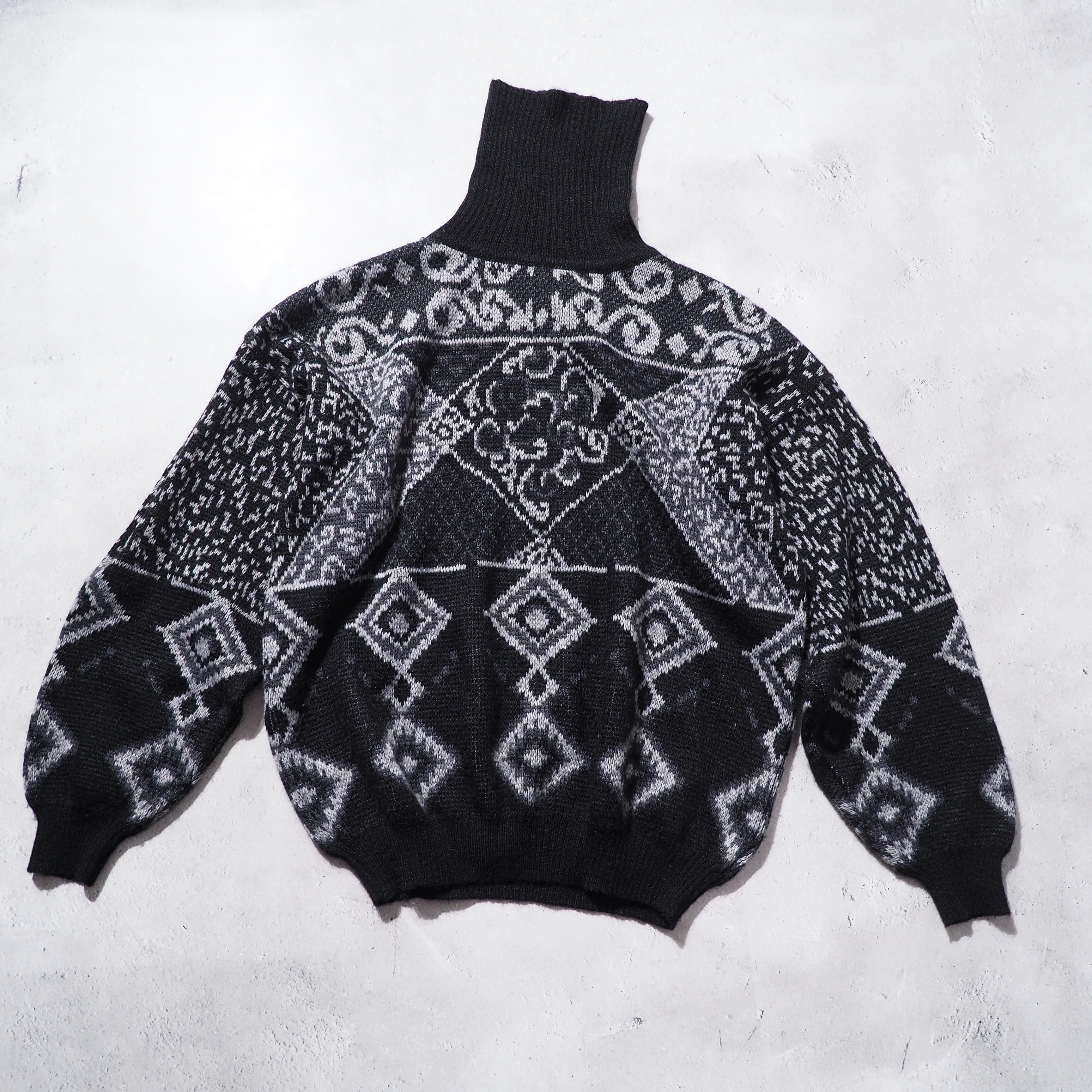 1980s " Made in Italy " vintage loose High neck knit