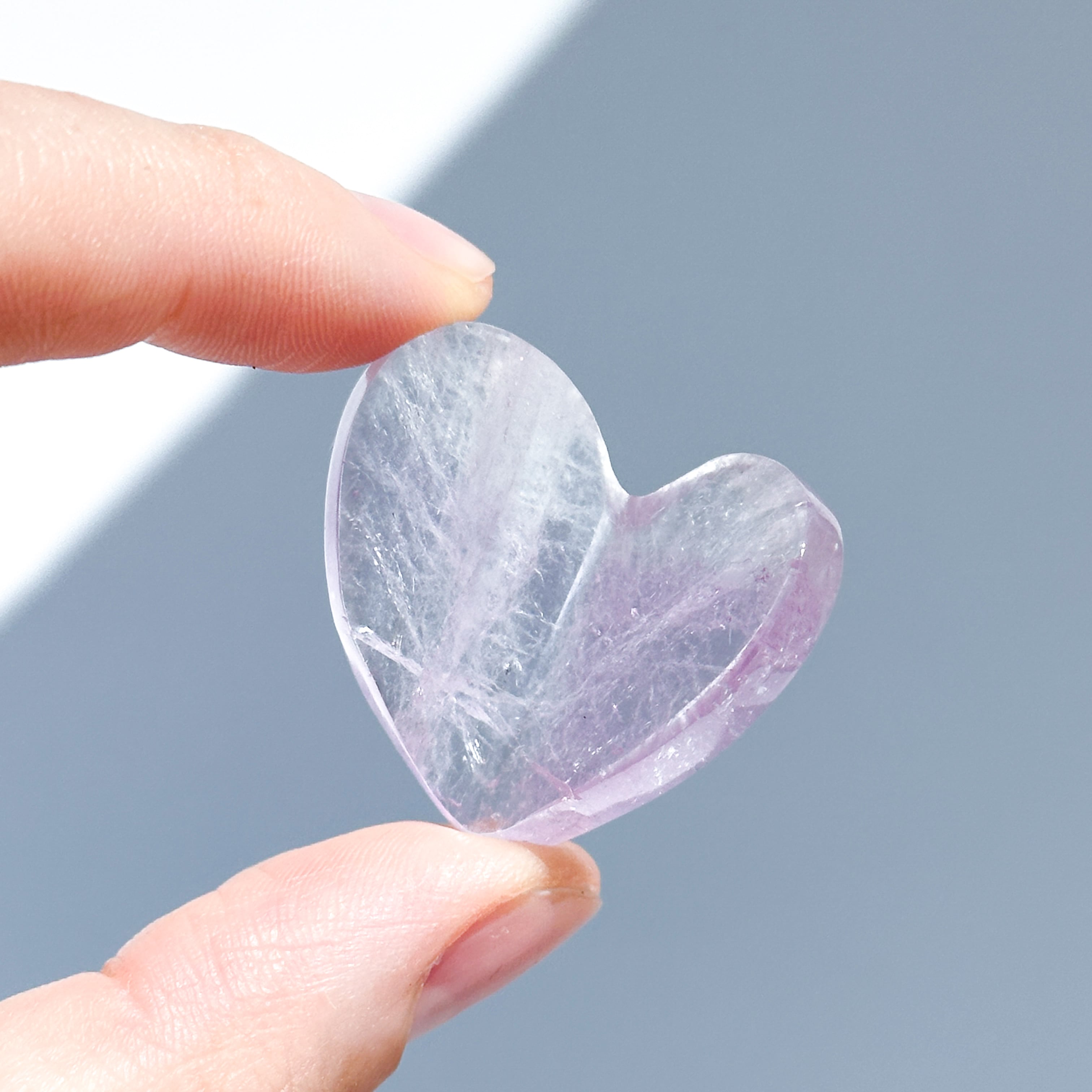 アメジスト 3Dハート 01♡Amethyst heart ♡天然石・鉱物・パワーストーン・インテリア