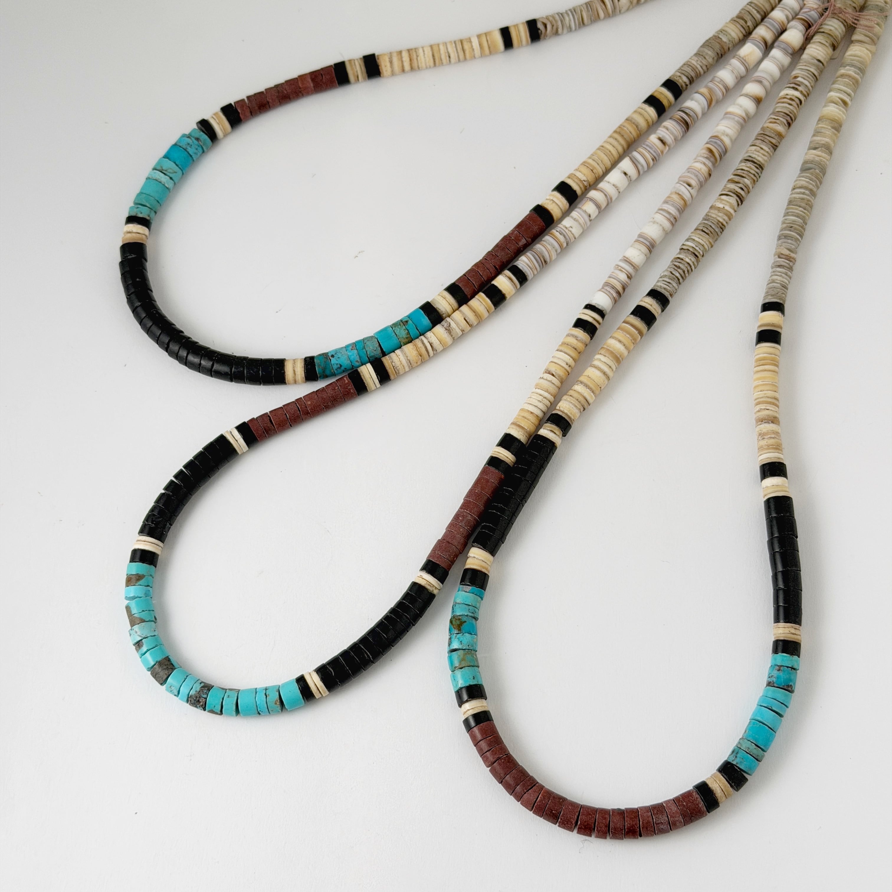 《Indian Jewelry》 ベージュ ヒシ(ヒーシー)ネックレス 極太 約46cm