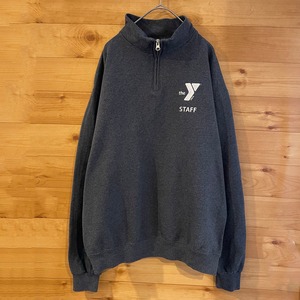 【JERZEES】YMCA スタッフ ハーフジップ スウェット プルオーバー ワンポイントロゴ 刺繍 M US古着