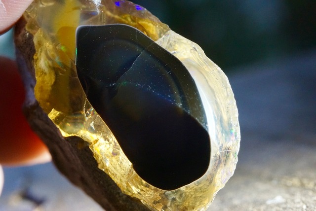 エッグ・イン・オパール Opal Egg 1