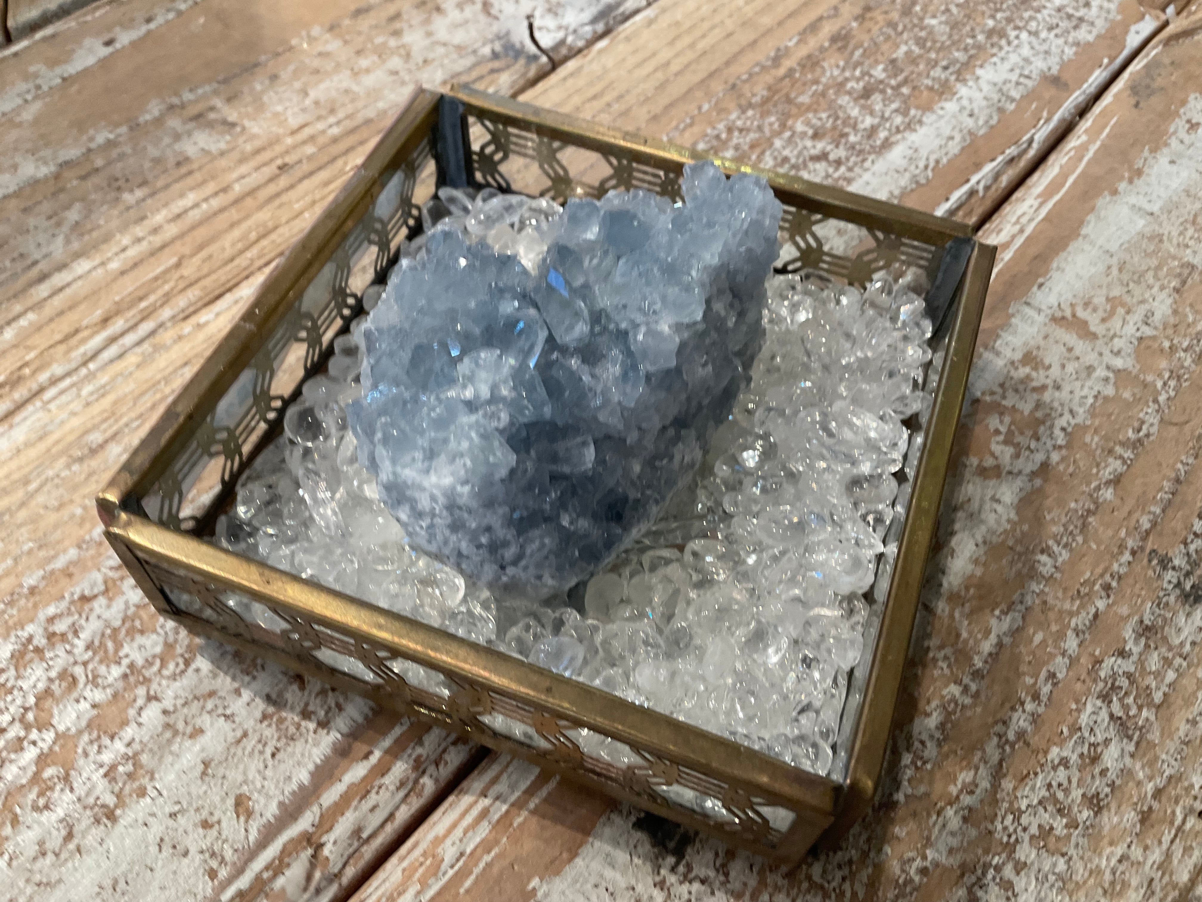 セレスタイト 天使の石 原石 クラスター セレスタイト【天使の石】原石クラスター | AMERI 自由が丘店 天然石