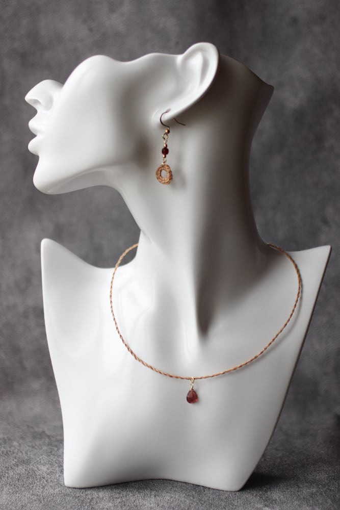 1月2月限定! ガーネットピアスandネックレスセット | AOIFARM