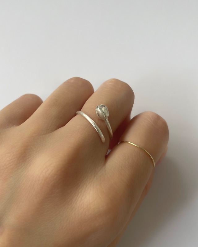 Tulip ring