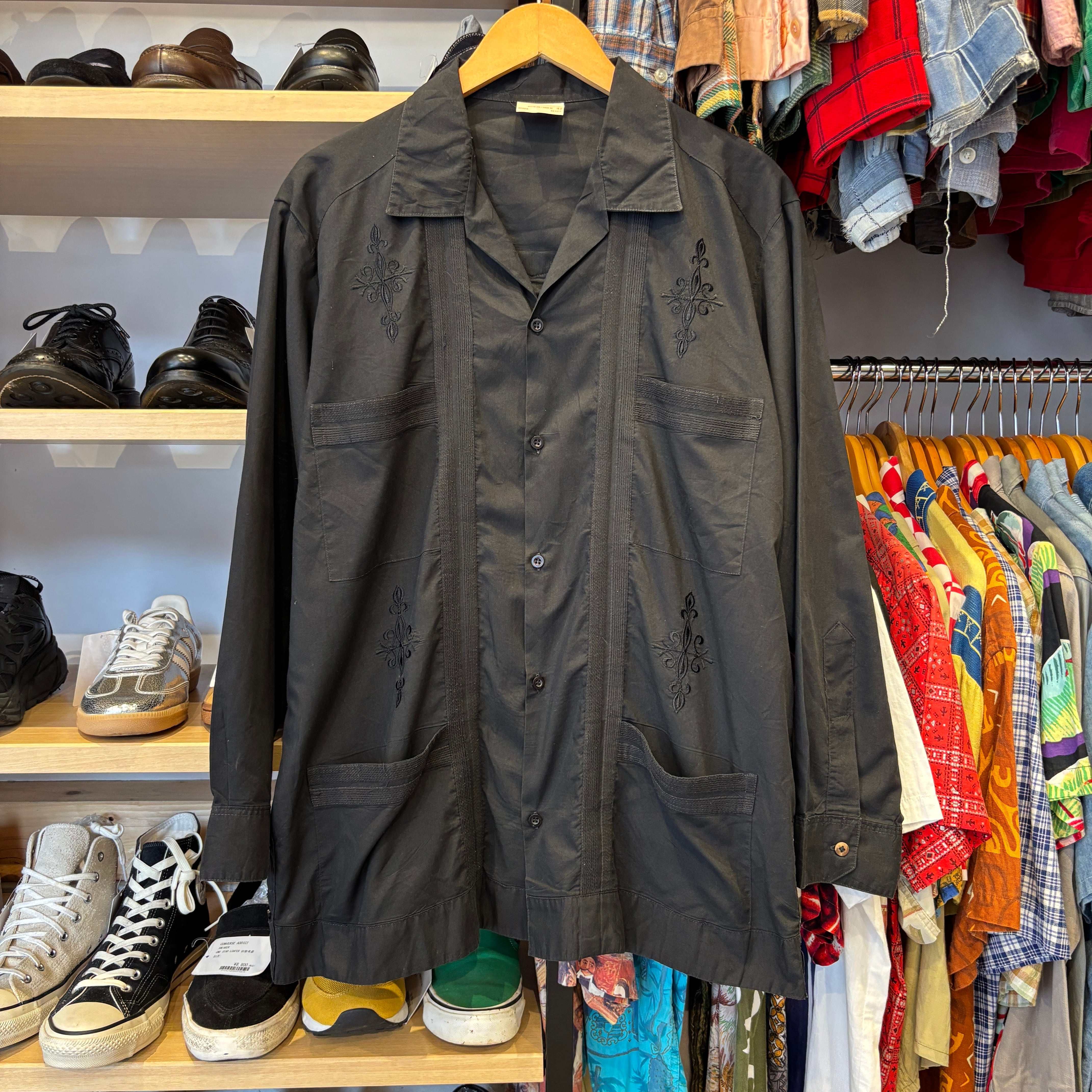 GUAYABERAS L/S CUNA SHIRT BLACK SIZE 42 | safarionline