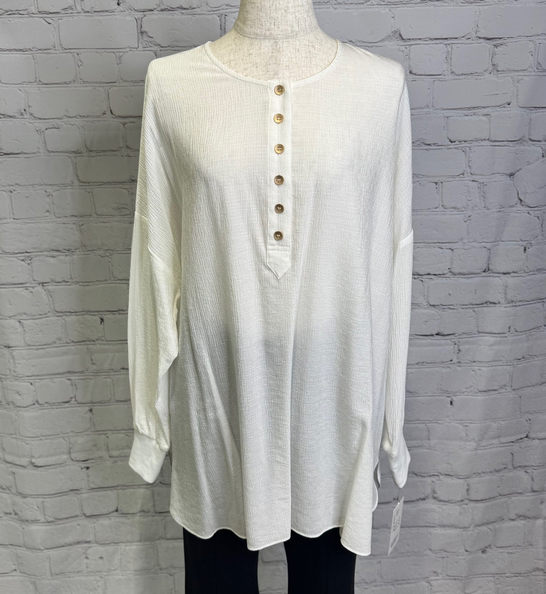 SALE！CYAN TOKYO シアントーキョー ワッシャーラメリブブラウス