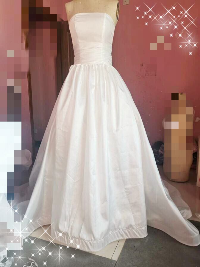 高品質！ ウエディングドレス ロングトレーン 編み上げ ロングトレーン