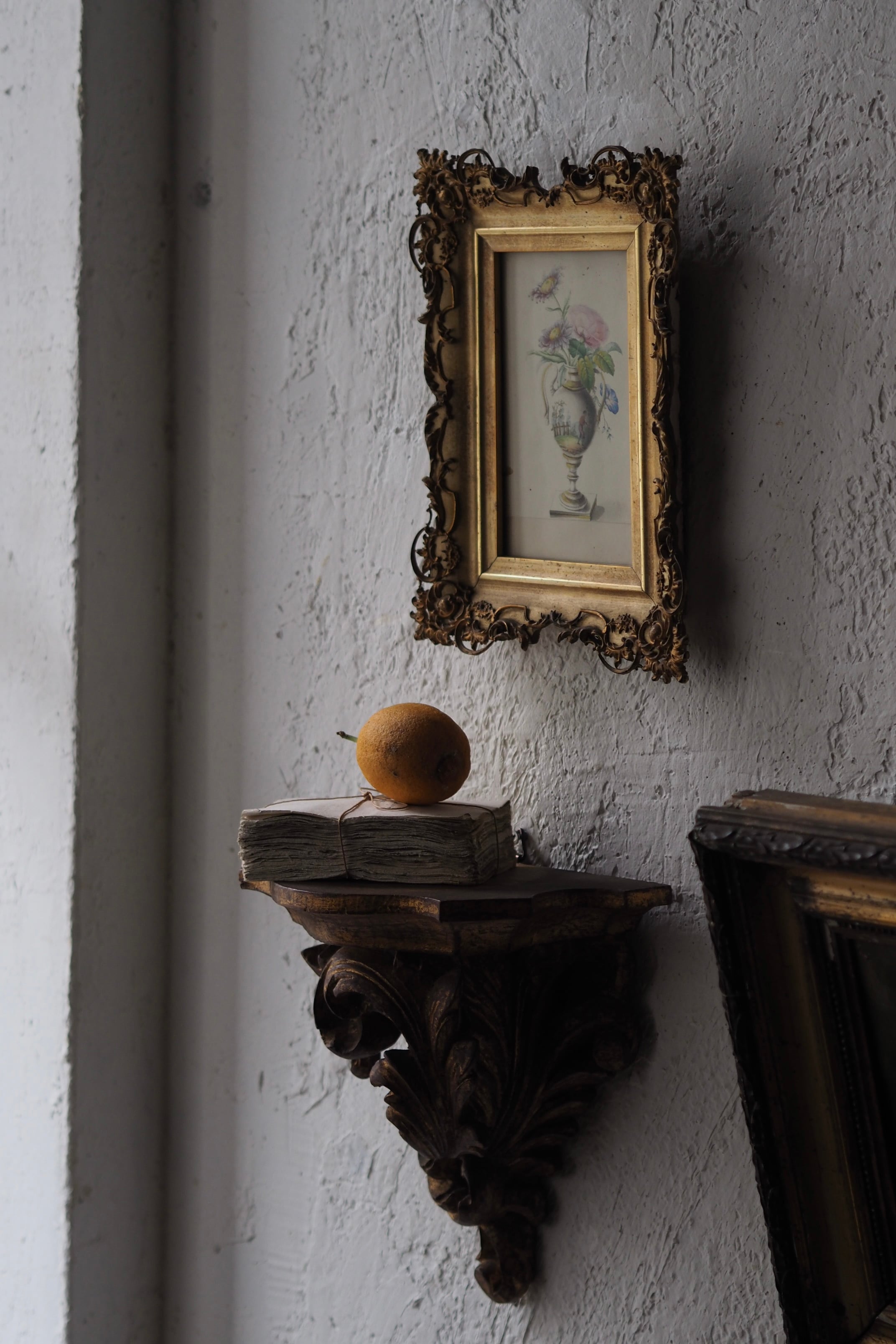 壺と花 オルモル装飾額 No.2-antique gilt bronze frame